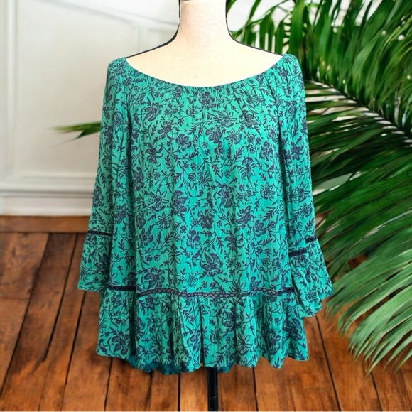 Democracy Tops - Democracy Boho Floral Off-Shoulder Peasant Blouse - XL